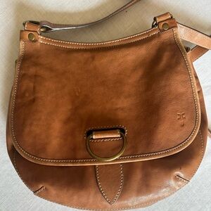 FRYE Lucy Leather Saddle Crossbody Bag chestnut brown